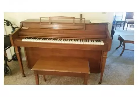 FREE Story and Clark console style piano